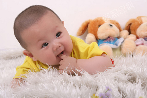 冯姓男宝宝超有内涵的好名字