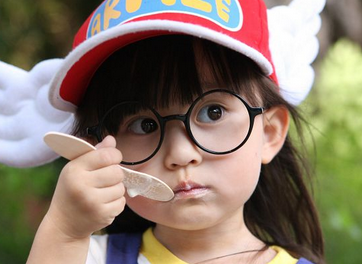 陈姓女孩取名2028